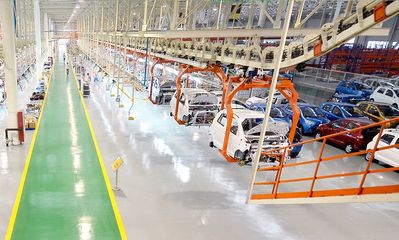 特斯拉前路迷霧重重，郭孔輝院士為中國新能源車產業指明航向